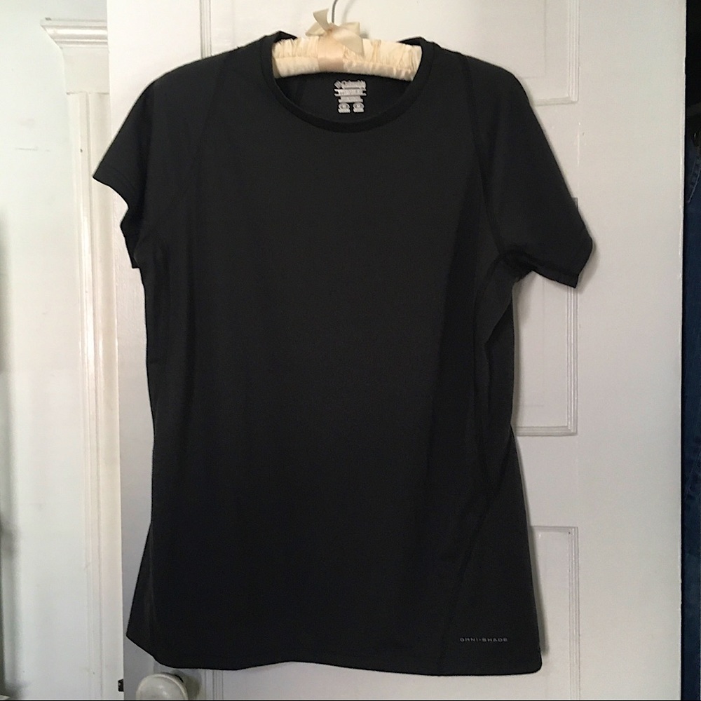 Columbia Titanium Omni-Shade Tee M EUC